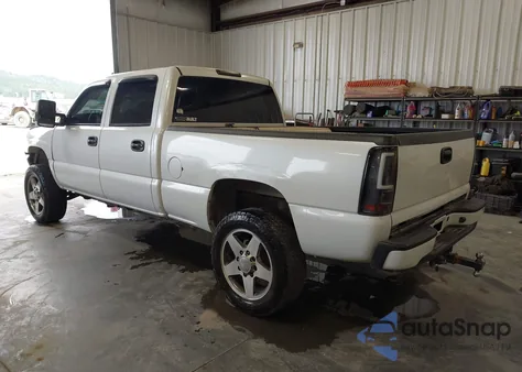 2006 GMC Sierra 2500Hd Slt from USA, damaged, VIN 1GTHK23D06F205671
